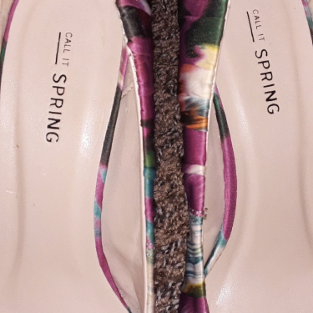 Multi Color Heels - Picture 3 of 7